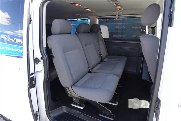 Volkswagen Caravelle 2,0 TDi L2H1 8MÍST KLIMA - foto 20