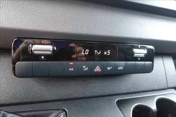 Mercedes-Benz Sprinter 2,0 CDI 317 VALNÍK KLIMA - foto 35