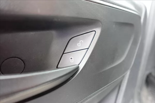 Mercedes-Benz Sprinter 2,0 CDI 319 PLACHTA SPANÍ - foto 19