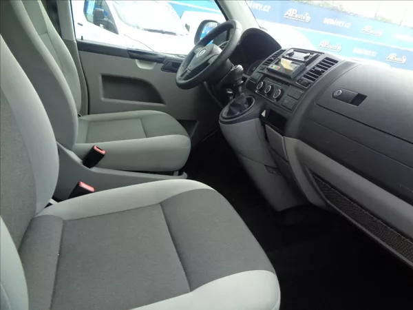 Volkswagen Transporter 2,0 TDI L1H1 KLIMA SERVISKA - foto 19