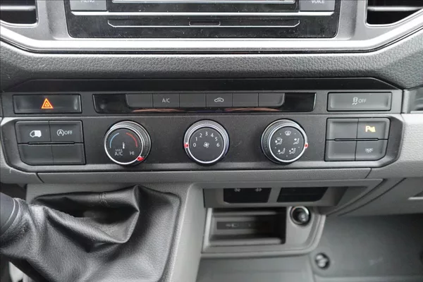 Volkswagen Crafter 2,0 TDI MAXI KLIMA - foto 17