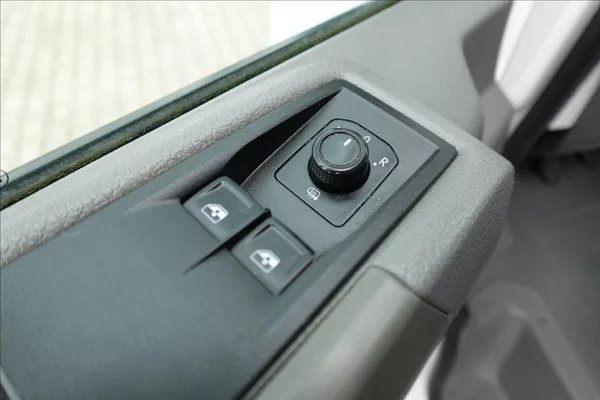 Volkswagen Crafter 2,0 TDI VALNÍK PLACHTA SPANÍ - foto 18