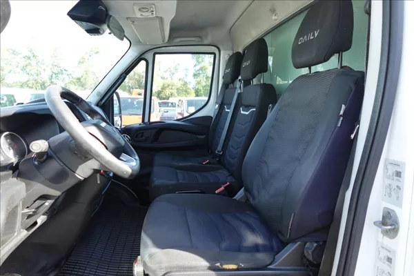 Iveco Daily 3,0 HPT 35S18 SKŘÍN CHLAĎÁK - foto 19