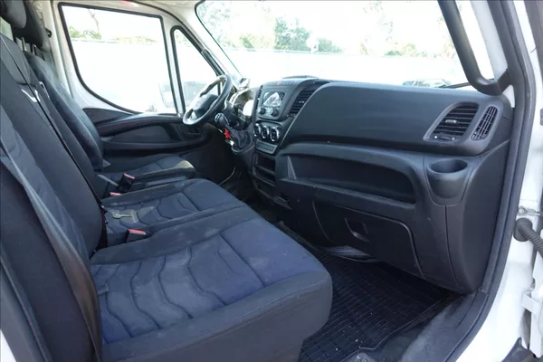 Iveco Daily 3,0 HPT 35S18 SKŘÍN CHLAĎÁK - foto 16