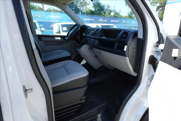 Volkswagen Transporter 2,0 TDI L2H1 KLIMA SERVISKA - foto 16