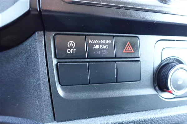 Volkswagen Transporter 2,0 TDI L2H1 KLIMA SERVISKA - foto 26