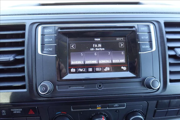 Volkswagen Transporter 2,0 TDI L2H1 KLIMA SERVISKA - foto 27