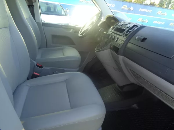 Volkswagen Transporter 2,0 TDI L2H1 KLIMA SERVISKA - foto 19