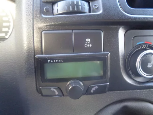 Volkswagen Transporter 2,0 TDI L2H1 KLIMA SERVISKA - foto 27