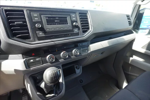 Volkswagen Crafter 2,0 TDi L2H2 KLIMA - foto 27