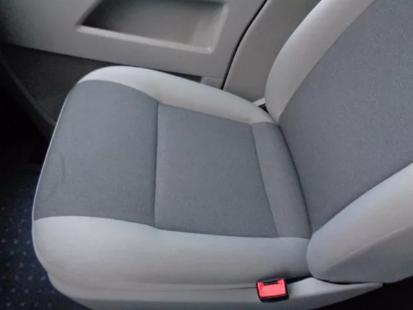 Volkswagen Transporter 2,0 TDI L1H1 KLIMA - foto 22