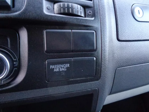 Volkswagen Transporter 2,0 TDI L1H1 KLIMA - foto 30