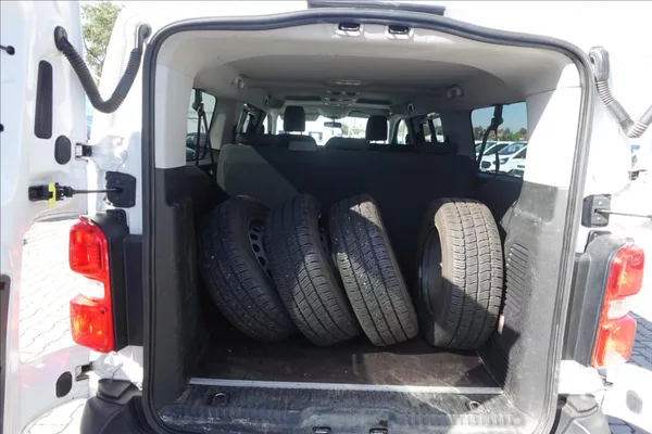 Citroën Jumpy 2,0 HDI 8 MÍST L3H1 KLIMA - foto 16