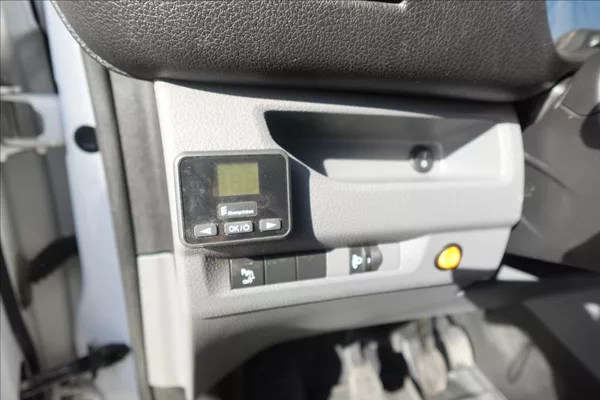 Citroën Jumpy 2,0 HDI 8 MÍST L3H1 KLIMA - foto 27