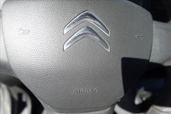 Citroën Jumpy 2,0 HDI 8 MÍST L3H1 KLIMA - foto 28