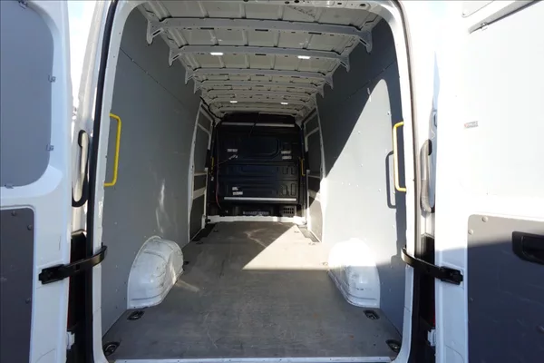 Volkswagen Crafter 2,0 TDI MAXI KLIMA - foto 15