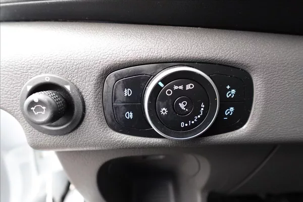 Ford Transit 2,0 TDCi SKŘÍŇ ČELO KLIMA - foto 17