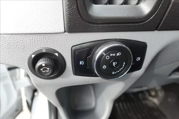 Ford Transit 2,0 TDCi L3H2 9MÍST KLIMA - foto 28