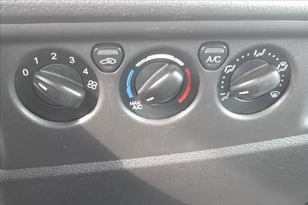 Ford Transit 2,0 TDCi L3H2 9MÍST KLIMA - foto 39