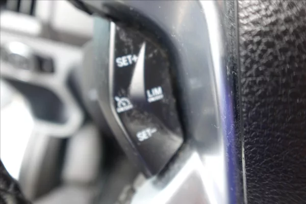 Ford Transit 2,0 TDCi L3H2 9MÍST KLIMA - foto 33