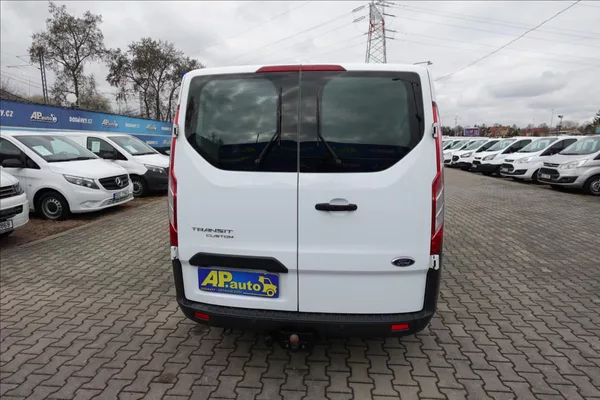 Ford Transit Custom 2,0 TDCi 6MÍST L2H1 KLIMA - foto 10