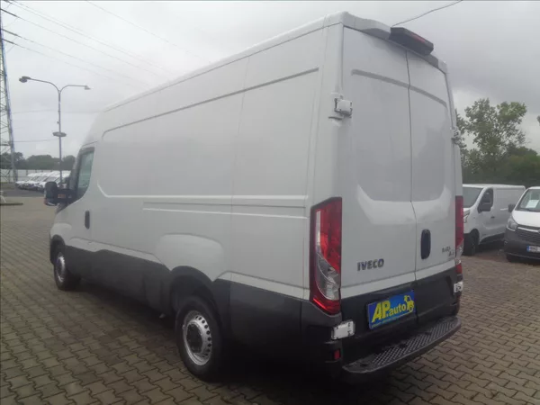 Iveco Daily 2,3 HPT L2H2 KLIMATRONIC SERV - foto 10