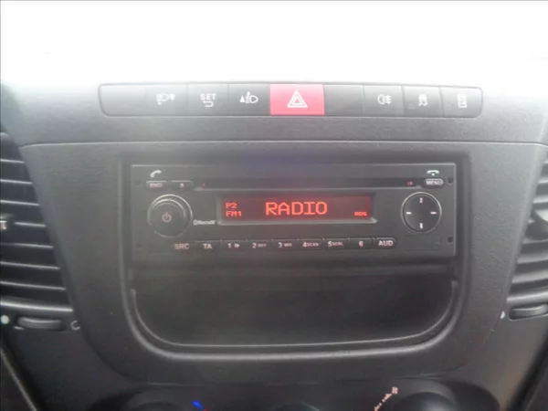 Iveco Daily 2,3 HPT L2H2 KLIMATRONIC SERV - foto 19