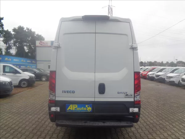 Iveco Daily 2,3 HPT L2H2 KLIMATRONIC SERV - foto 9