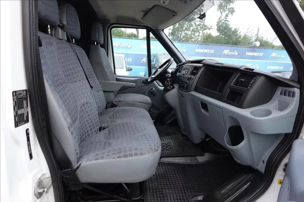 Ford Transit 2,2 TDCi L2H2 KLIMA - foto 16