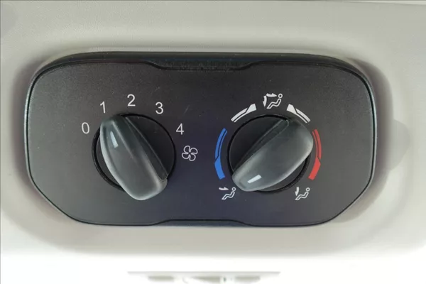 Ford Transit 2,0 TDCi L2H2 9MÍST BUS KLIMA - foto 28