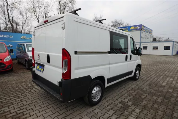 Peugeot Boxer 2,2 HDi L1H1 6MÍST KLIMA - foto 10