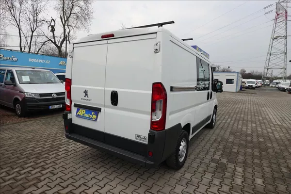 Peugeot Boxer 2,2 HDi L1H1 6MÍST KLIMA - foto 11