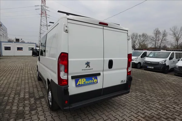 Peugeot Boxer 2,2 HDi L1H1 6MÍST KLIMA - foto 13