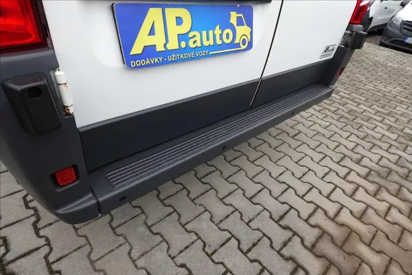 Peugeot Boxer 2,2 HDi L1H1 6MÍST KLIMA - foto 16