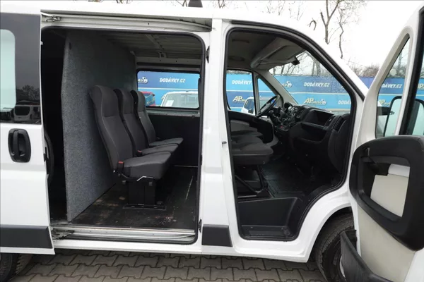 Peugeot Boxer 2,2 HDi L1H1 6MÍST KLIMA - foto 19