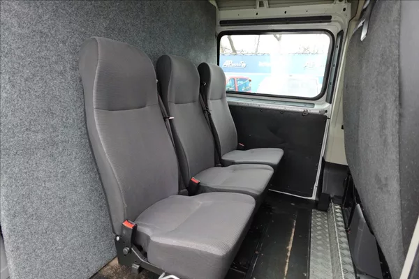 Peugeot Boxer 2,2 HDi L1H1 6MÍST KLIMA - foto 23