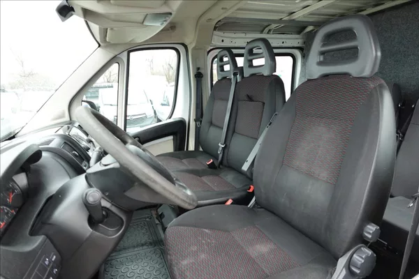 Peugeot Boxer 2,2 HDi L1H1 6MÍST KLIMA - foto 26