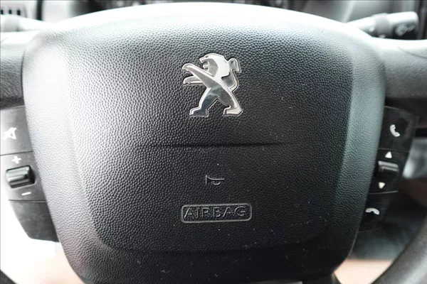 Peugeot Boxer 2,2 HDi L1H1 6MÍST KLIMA - foto 28