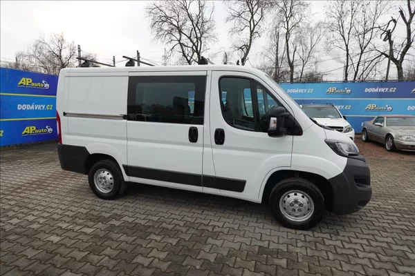 Peugeot Boxer 2,2 HDi L1H1 6MÍST KLIMA - foto 8