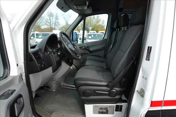 Mercedes-Benz Sprinter 2,2 313 CDI MAXI 6MÍST KLIMA - foto 21