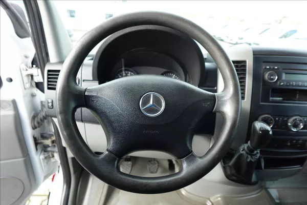 Mercedes-Benz Sprinter 2,2 313 CDI MAXI 6MÍST KLIMA - foto 24