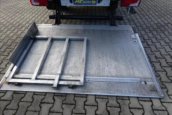 Volkswagen Crafter 2,0 TDi SKŘÍŇ ČELO KLIMA SERV - foto 14