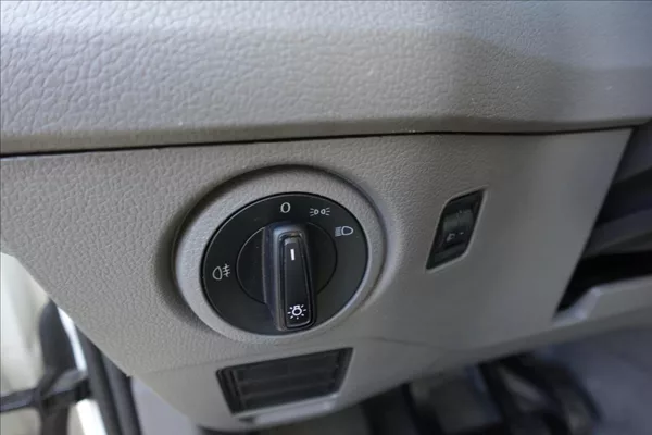 Volkswagen Crafter 2,0 TDi SKŘÍŇ ČELO KLIMA SERV - foto 22