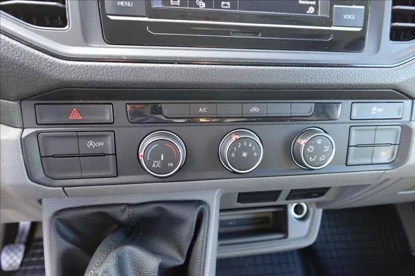 Volkswagen Crafter 2,0 TDi SKŘÍŇ ČELO KLIMA SERV - foto 28