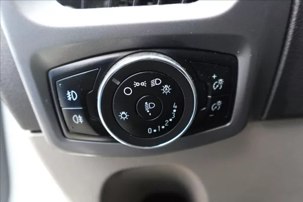 Ford Transit Custom 2,2 TDCI L1H1 5MÍST KLIMA - foto 16