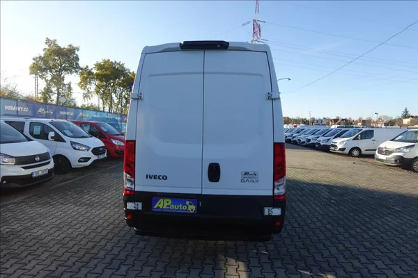 Iveco Daily 2,3 HPT L2H2 KLIMATRONIC - foto 10