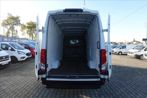 Iveco Daily 2,3 HPT L2H2 KLIMATRONIC - foto 14