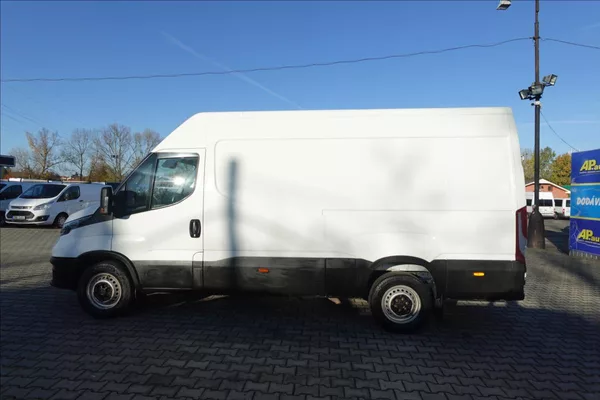 Iveco Daily 2,3 HPT L2H2 KLIMATRONIC - foto 3