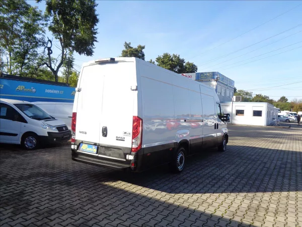 Iveco Daily 2,3 HPT 35S14 MAXI KLIMA - foto 10