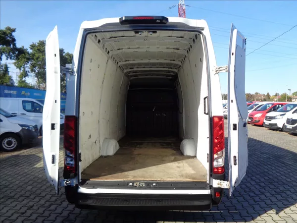 Iveco Daily 2,3 HPT 35S14 MAXI KLIMA - foto 14